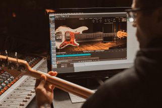 EZbass v1.3.2 UPDATE WiN-MAC